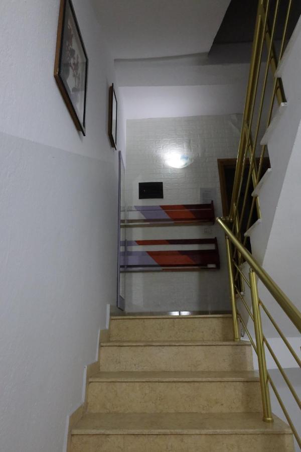 Sonche Hostel 티라나 외부 사진